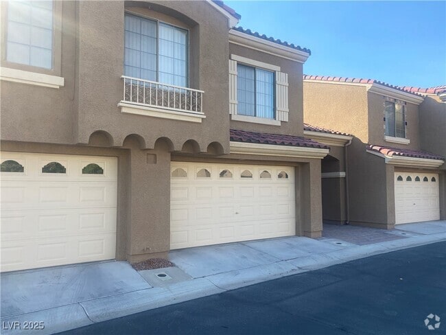 Building Photo - 7255 Diamond Canyon Ln Unit 102 Rental