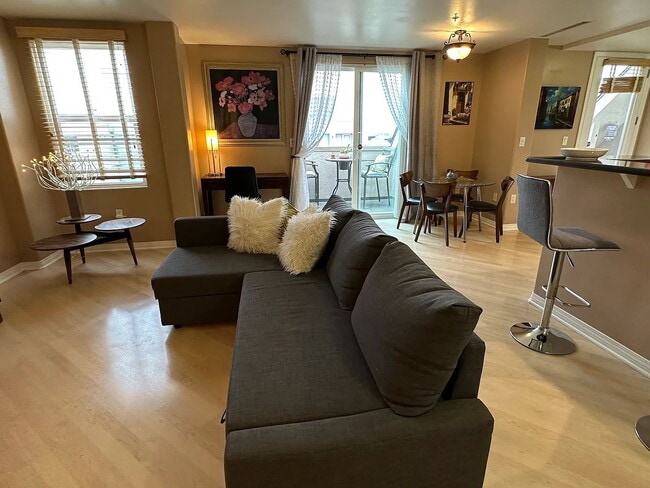 Building Photo - "Chic 1-Bedroom Retreat in the Heart of San Diego’s Little Italy – Perfect Urban Living!"