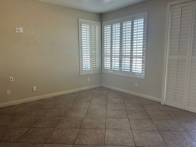 Photo - Beautiful Green Valley Home