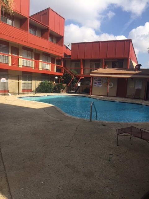 Photo - 3243 Nacogdoches Rd Unit 1005
