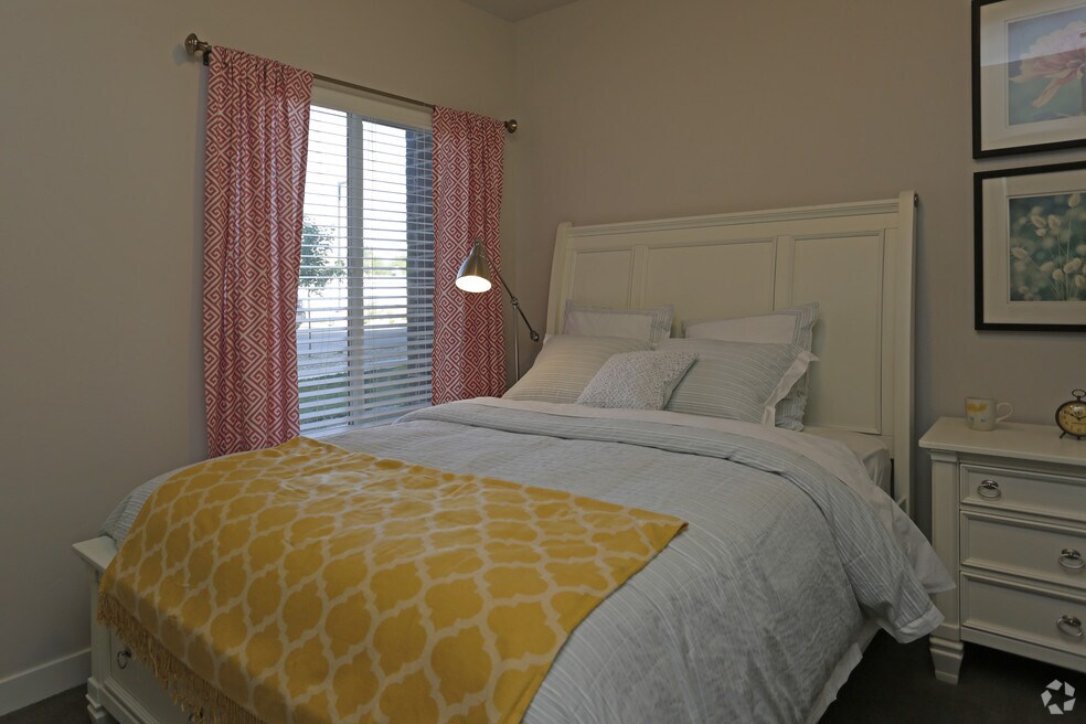 Grovecrest Villas
