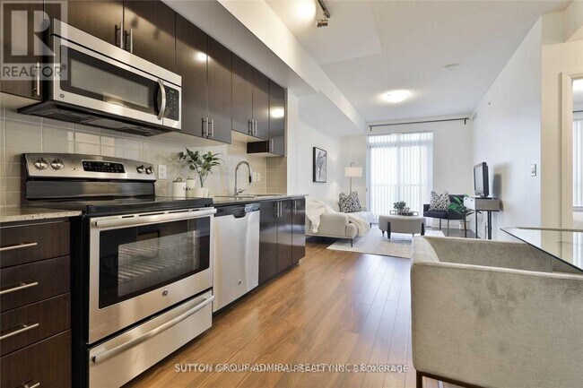 Photo - 7171 Yonge St Unit 405