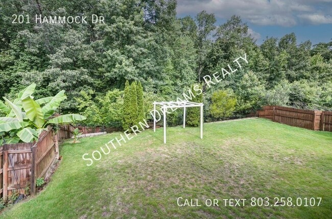 Photo - 201 Hammock Dr