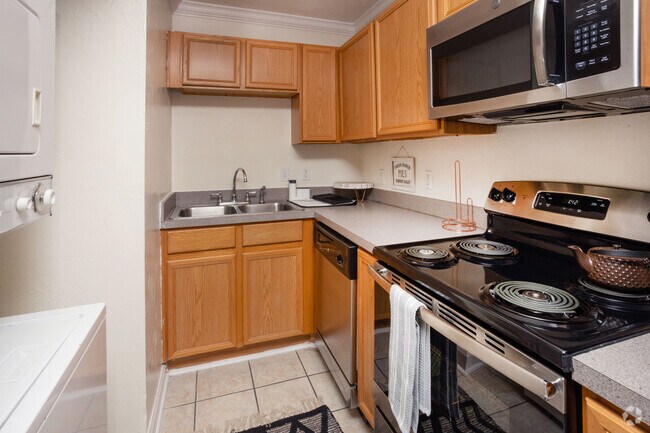 1BR,1BA-510SF