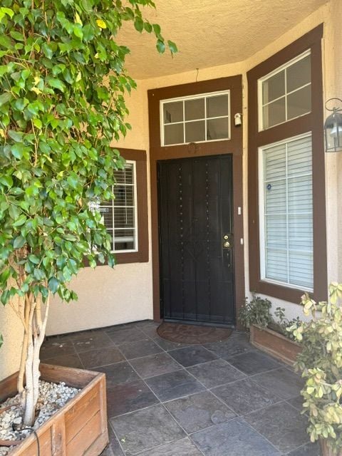 1491 Velasquez Ln