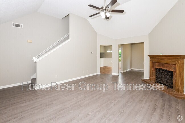 Building Photo - 8499 Highland Glen Cir S Rental