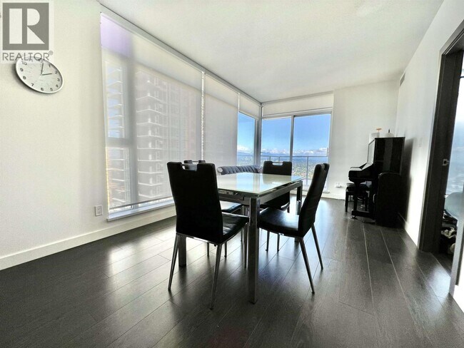 Photo - 6538 Nelson Ave Unité 3109