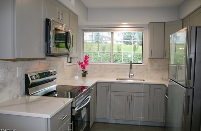 Building Photo - 26 Tory Ct Rental