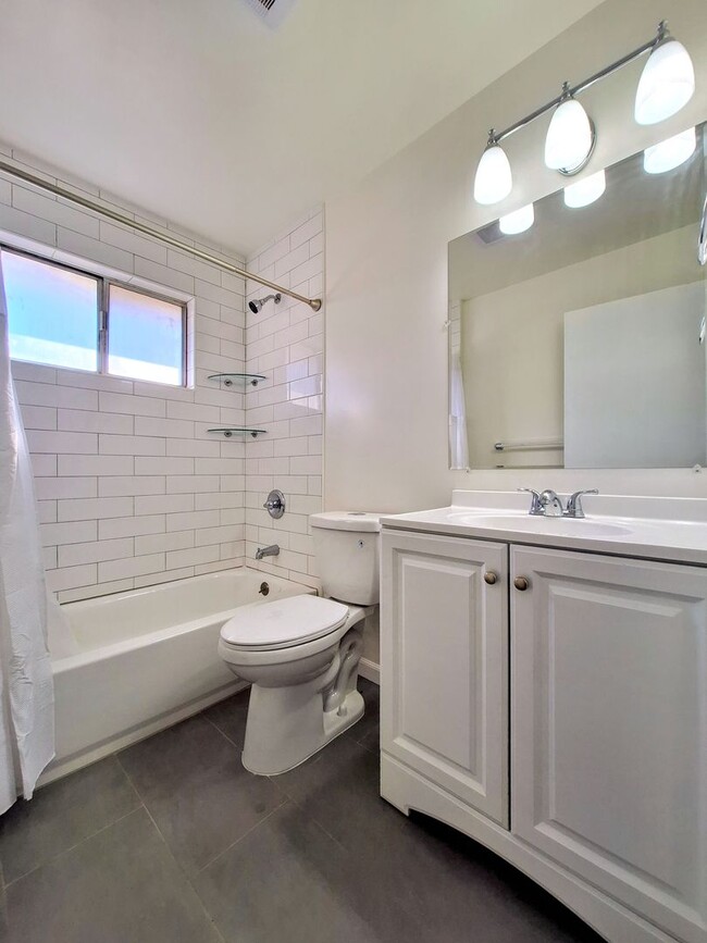 Photo - Harr08 Unit 1618