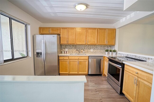 Photo - 434 Lakeview Dr Unit 205