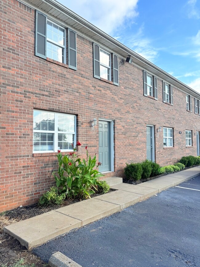 Photo - 1985 Ada Way Townhome