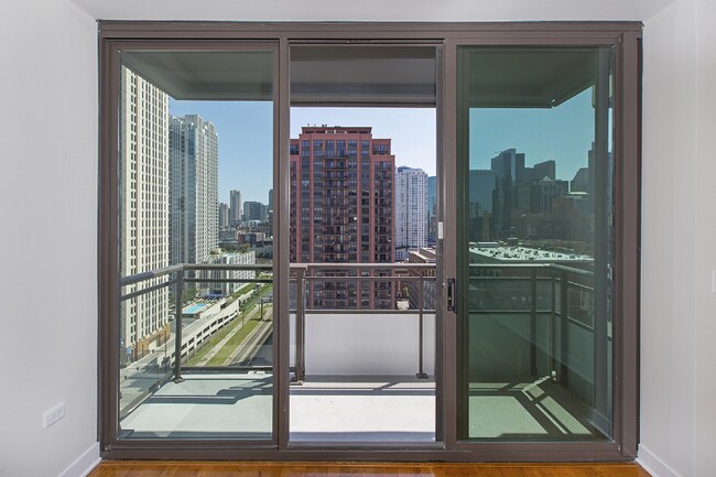 Photo - 650 W Wayman St