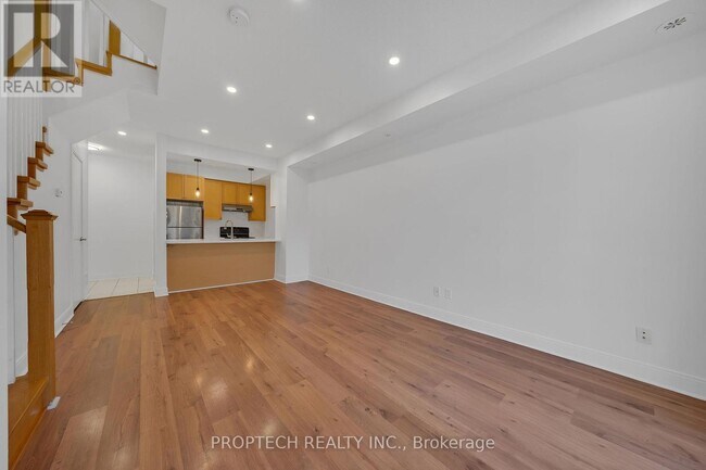 Photo - 295 Village Green Square