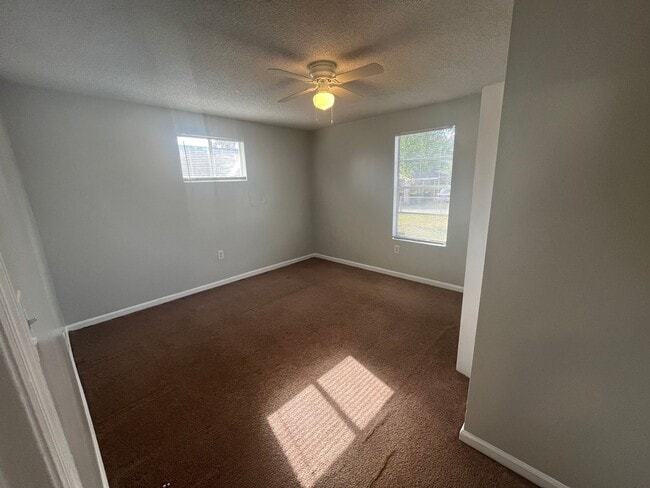 Photo - 4301 Worth St