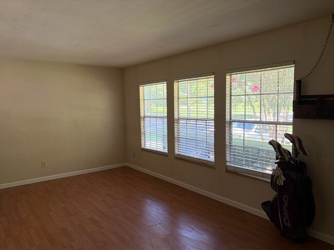 Photo - 1301 Bonnie Dr