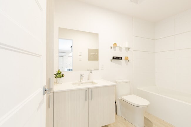 Photo - Central Rosemont