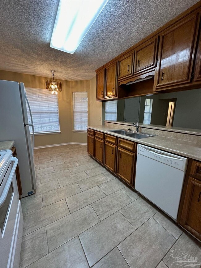 Photo - 2374 Windstone Dr