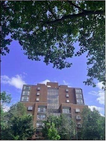 Building Photo - 1265 Beacon St Unit 603
