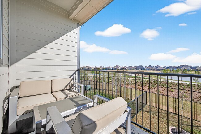 Building Photo - 21163 Medina River Dr