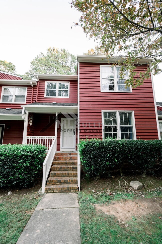 Building Photo - 120 Timber Ridge Dr