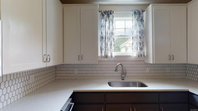 Photo - 1318 Woodward Ave