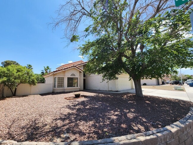 Photo - Gorgeous 4 Bedroom corner lot home
