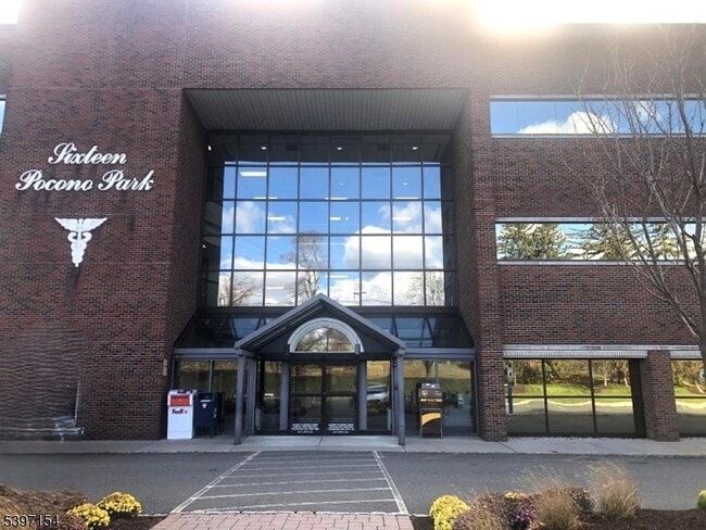 Building Photo - 16 Pocono Rd Unit 214