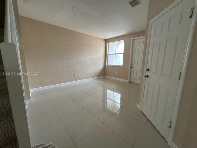 Photo - 1026 NE 207th Terrace