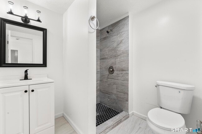 Photo - 26 Mc Lean St Unit 3