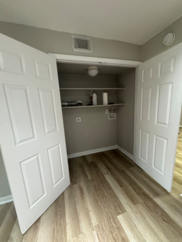 Photo - 2585 Marilee Ln Unidad Apt 3