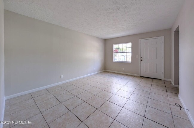 Photo - 2873 Yellow Pine Ct Unit 4