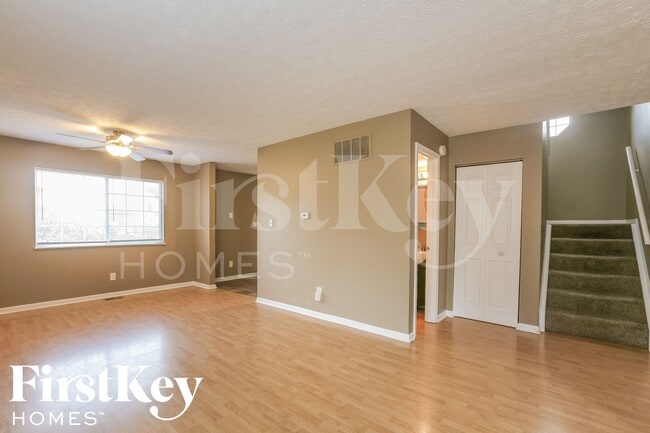 Photo - 5242 Traditions Rd