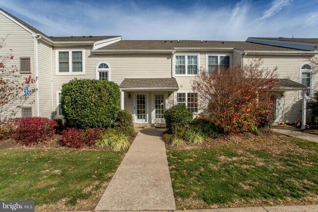 Photo - 10014 Beacon Hill Dr