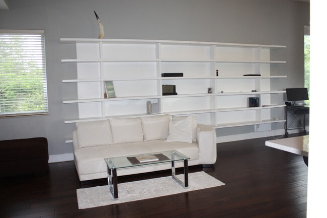 Photo - 5862 Homeland Rd