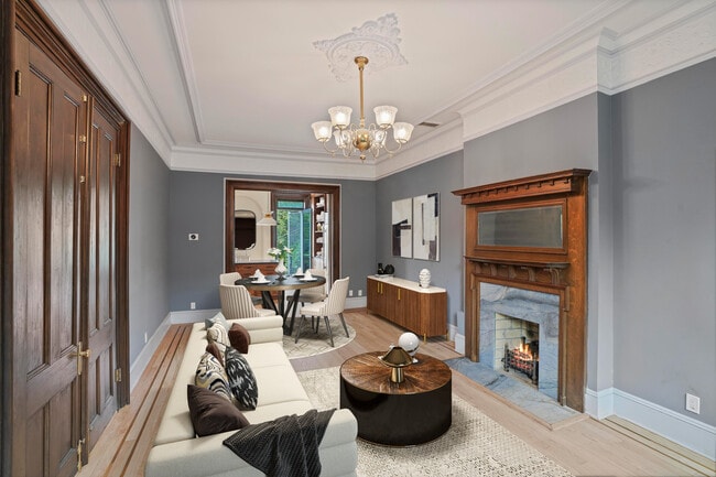 Photo - 284 Carroll St