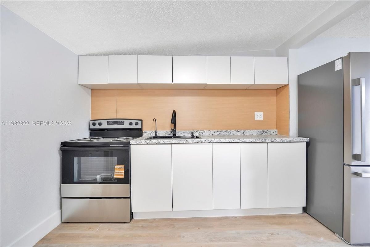 Photo - 2428 NW 28th St