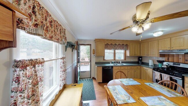 49 Cornell Dr