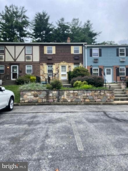 Building Photo - 207 Walnut Hill Rd Rental