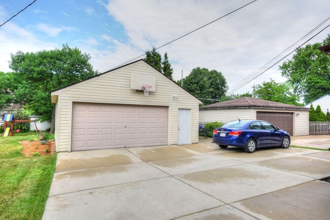 Photo - 2537 N 65th St Unit 2537 N 65th