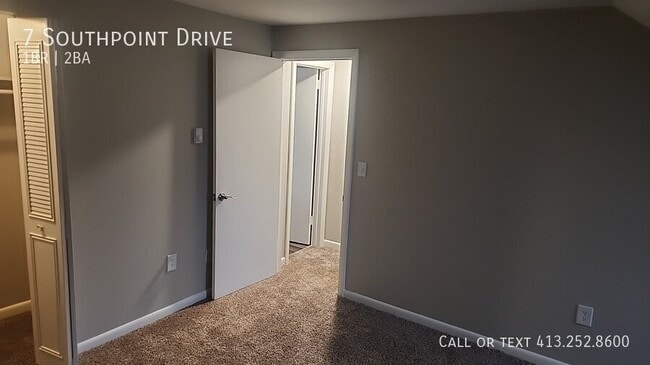 Photo - 7 Southpoint Dr