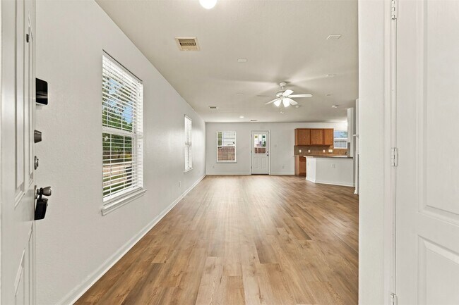 2703 Skyview Glen Ct