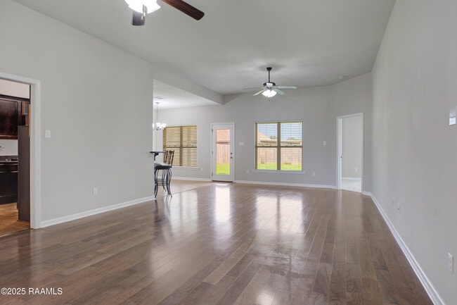 Photo - 132 Timber Edge Dr