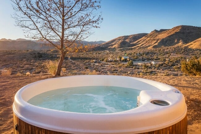 Photo - 5031 Tom Mix Rd