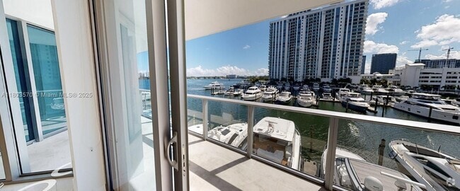 Building Photo - 17301 Biscayne Blvd Unit 305 Rental