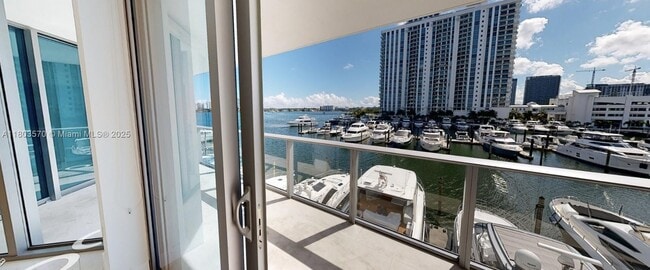 Photo - 17301 Biscayne Blvd Condo Unit 305