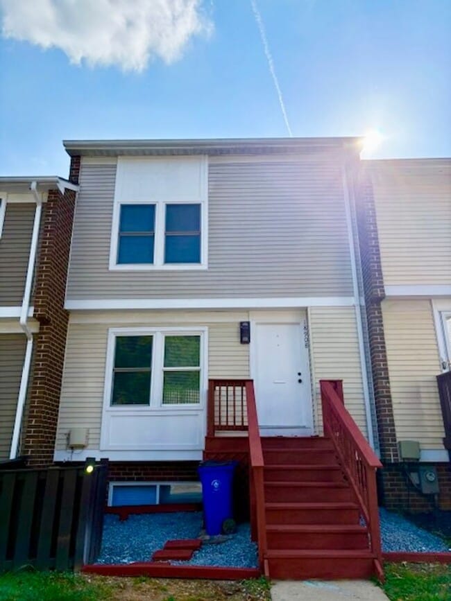 Photo - 18908 Pine Ridge Ln