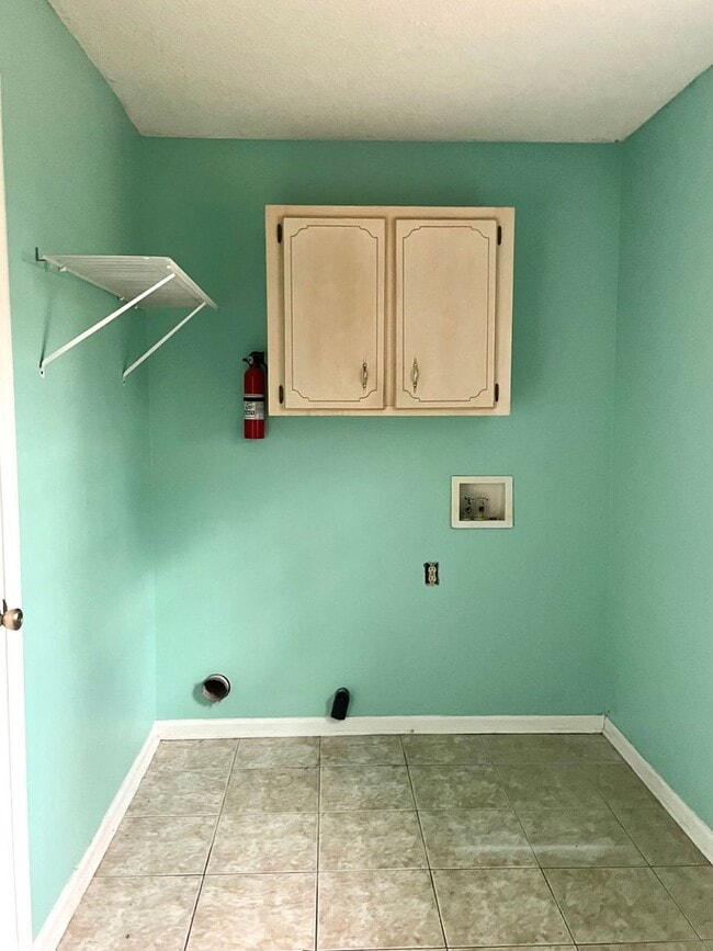 Photo - FALL MOVE-IN SPECIAL: 50% OFF 1st FULL MON...