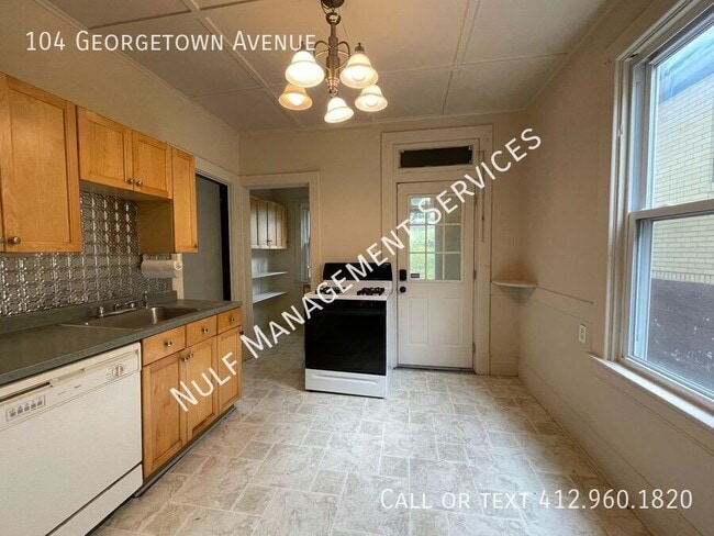Photo - 104 Georgetown Ave