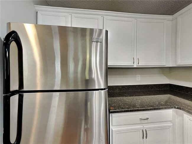 Photo - 20 Fieldview Ln