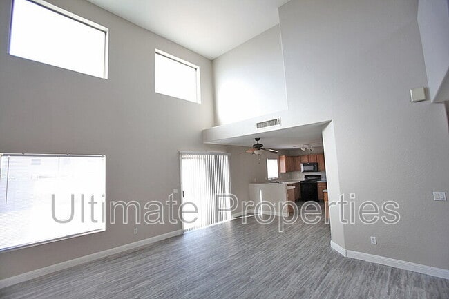Photo - 12301 W Columbine Dr